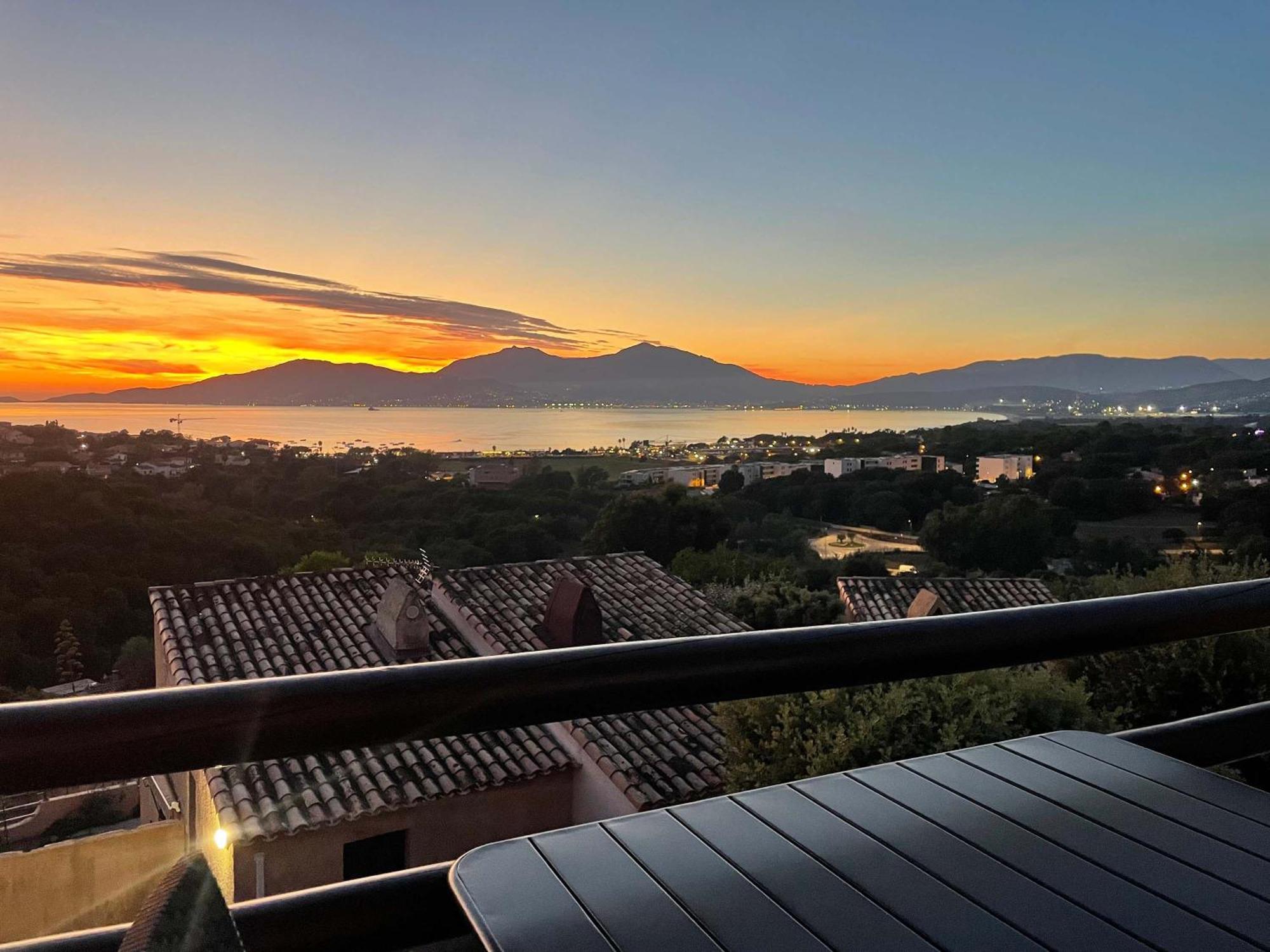 Studio Vue Mer A Porticcio Piscine Et Parking Dış mekan fotoğraf